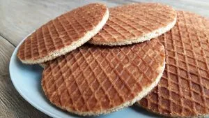 stroopwafels op bord